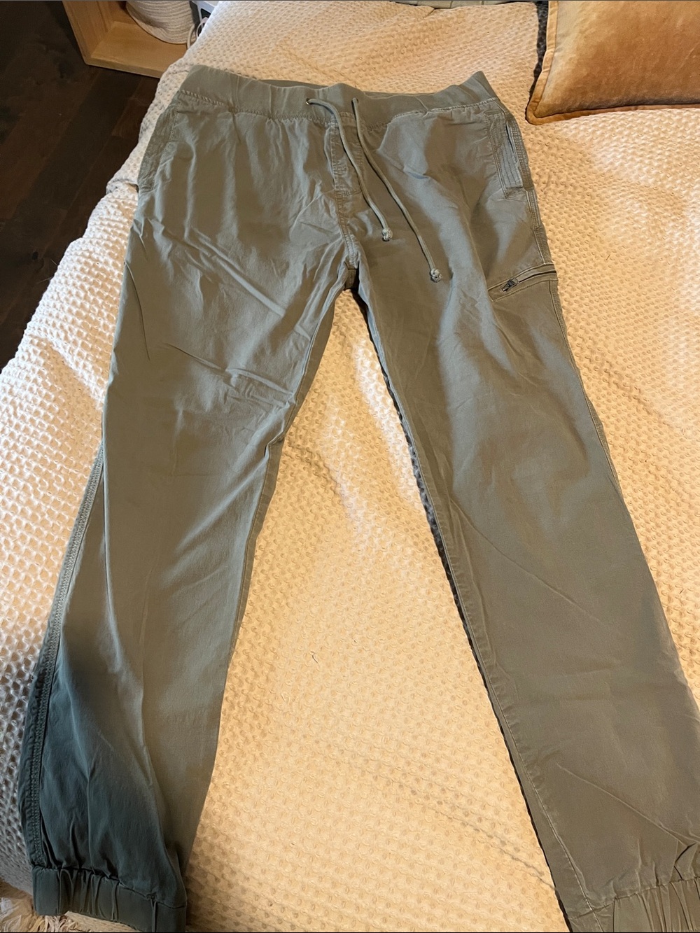 Lucky Brand Men's Olive Drawstring Jogger Pants
